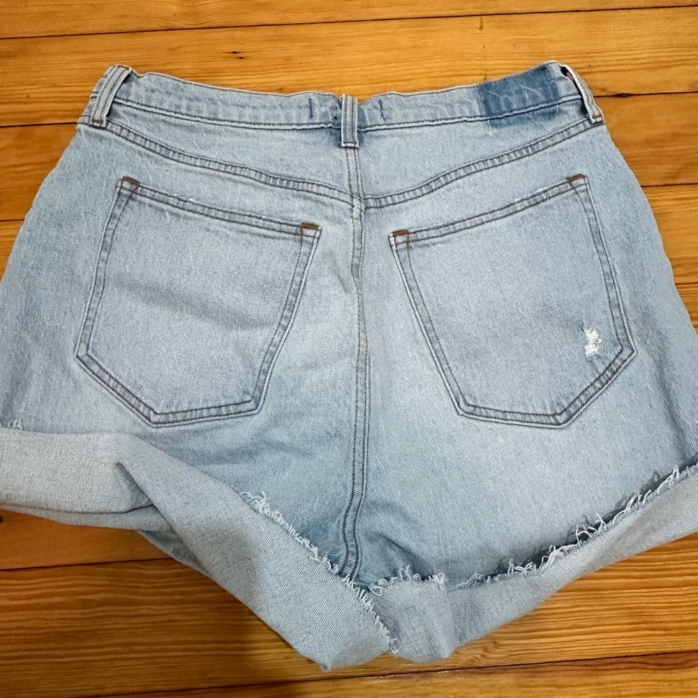 Abercrombie & Fitch Asymmetrical Light Blue Denim Shorts - Picture 3 of 3